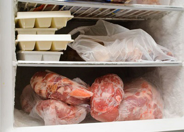 Đồ ăn thừa trong tủ lạnh có thể gây ung thư